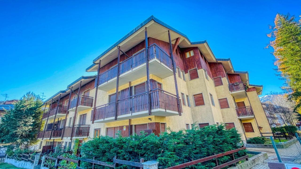 Appartamento Einaudi 11 - Affitti Brevi Italia Bardonecchia Exteriör bild